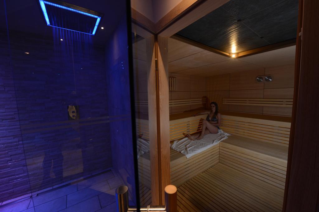 Hotel Ambassador Levico Terme Εξωτερικό φωτογραφία