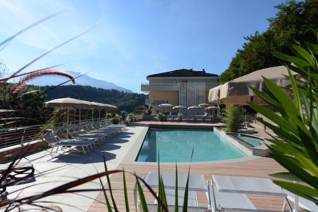 Hotel Ambassador Levico Terme Εξωτερικό φωτογραφία