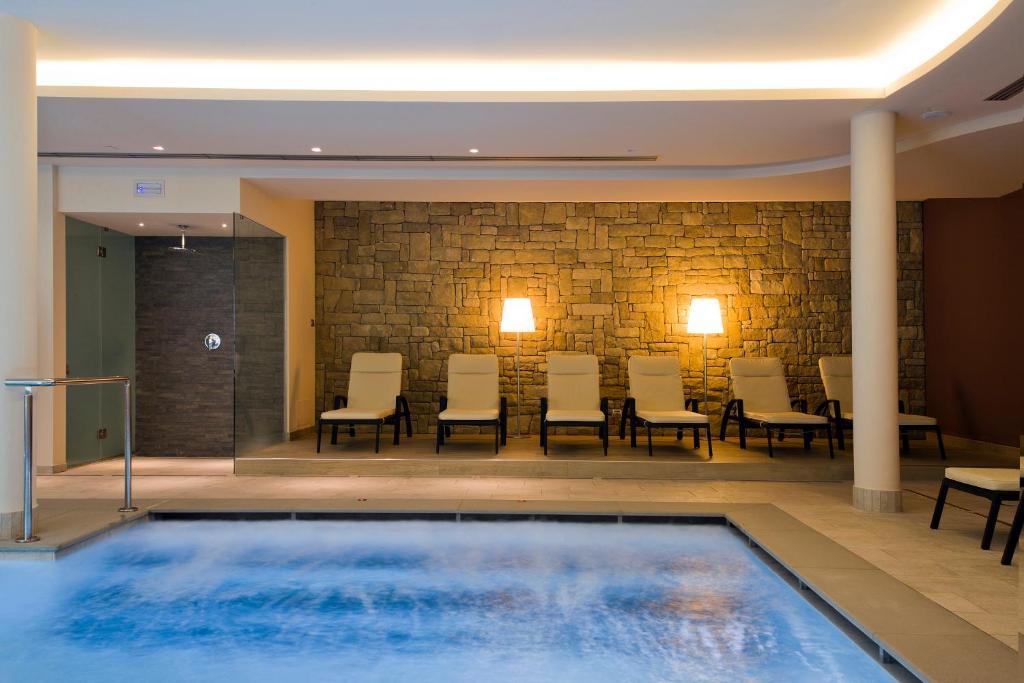 Hotel Ambassador Levico Terme Εξωτερικό φωτογραφία